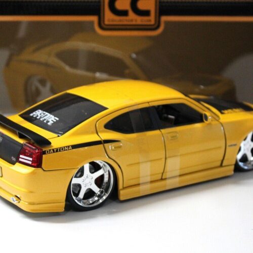 1:18 JADA Dodge Charger Daytona R/T 2006 yellow