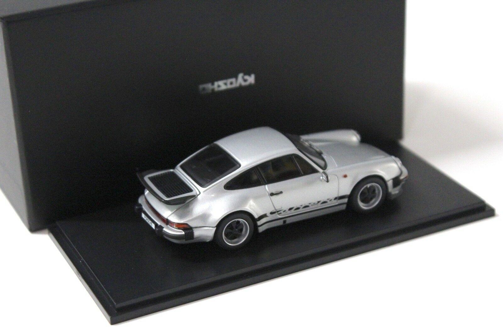 1:43 Kyosho Porsche 911 Carrera 3.2 Coupe silver 1984