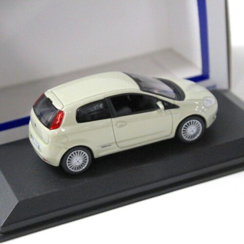 1:43 Norev Fiat Punto 2005 Sand beige