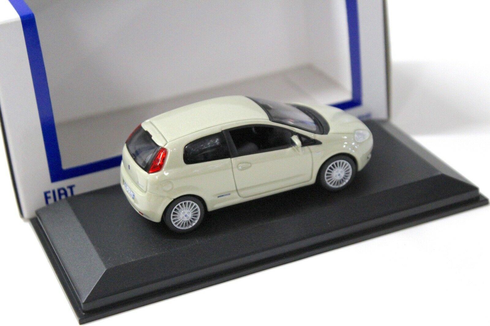 1:43 Norev Fiat Punto 2005 Sand beige