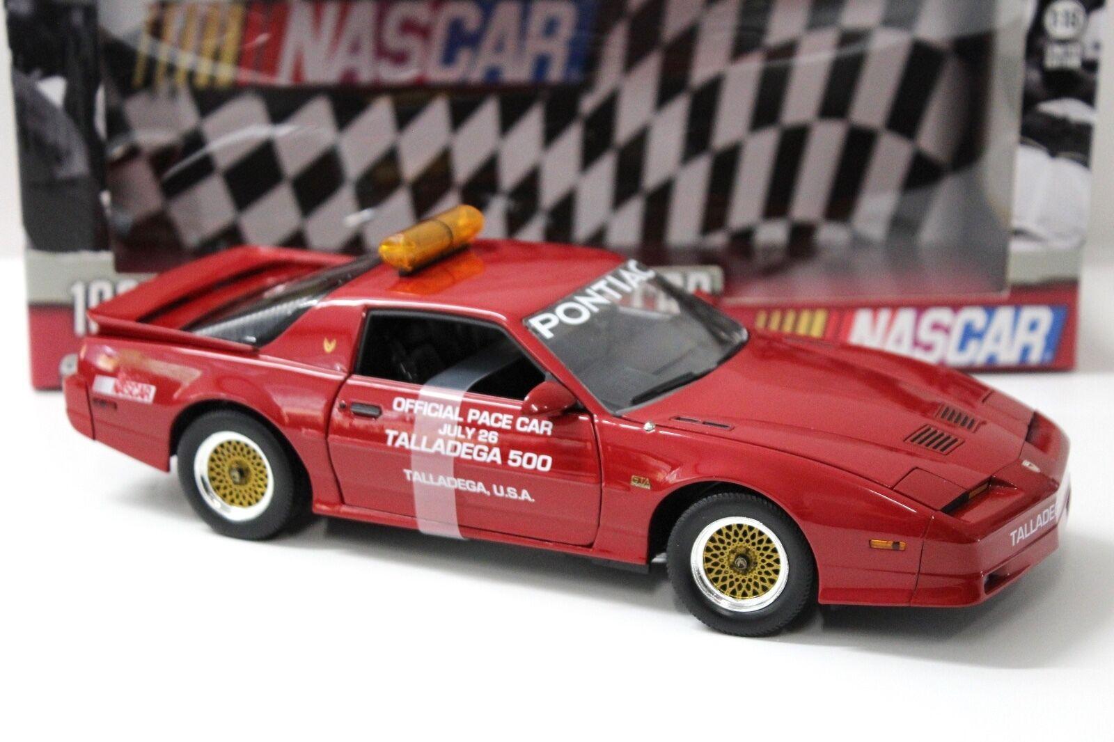 1:18 Greenlight Pontiac GTA 1987 Talladega 500 Pace Car red