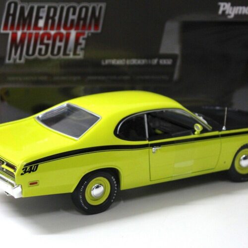 1:18 Auto World Plymouth Duster 340 light green/ black