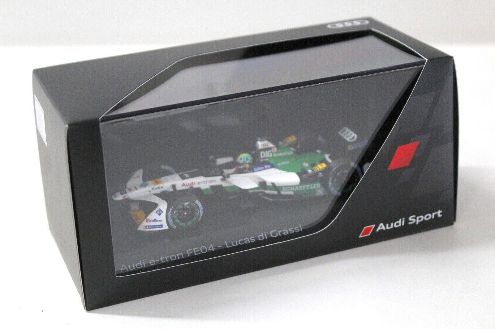 1:43 Spark Audi e-tron FE04 Lucas di Grassi DEALER VERSION