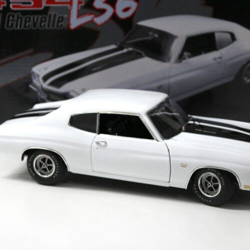1:18 ACME Chevrolet Chevelle 454 LS6 Coupe white