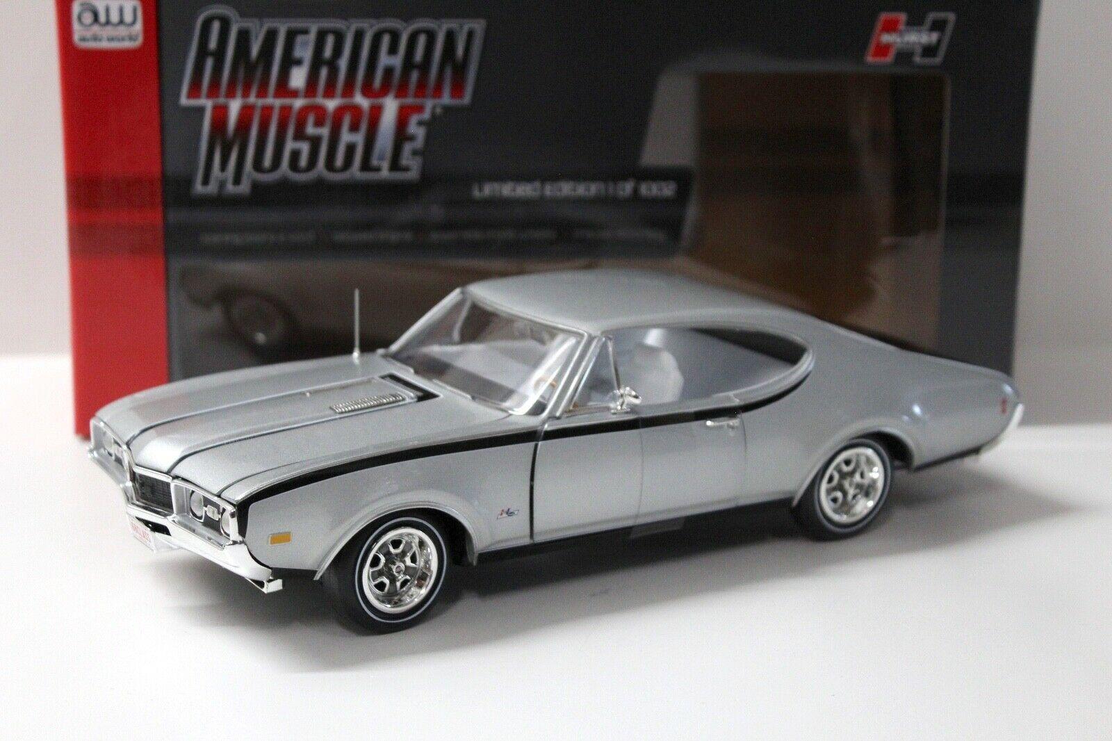 1:18 Auto World Oldsmobile Cutless Hurst/olds Coupe silver 1968