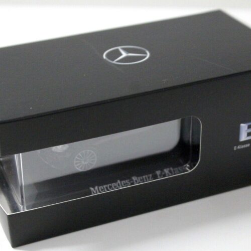 1:43 iScale Mercedes E-Klasse Coupe black DEALER VERSION