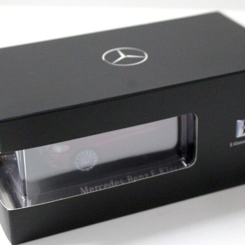 1:43 iScale Mercedes E-Klasse T-Modell red DEALER VERSION