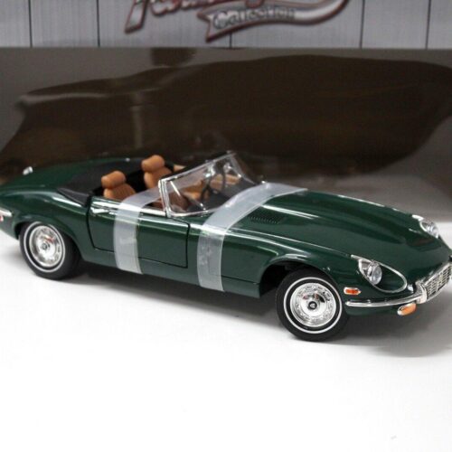 1:18 Road Signature Jaguar E-Type Roadster 1971 green