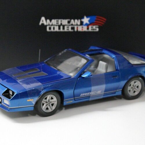 1:18 SunStar 1985 Chevrolet Camaro IROC-Z blue