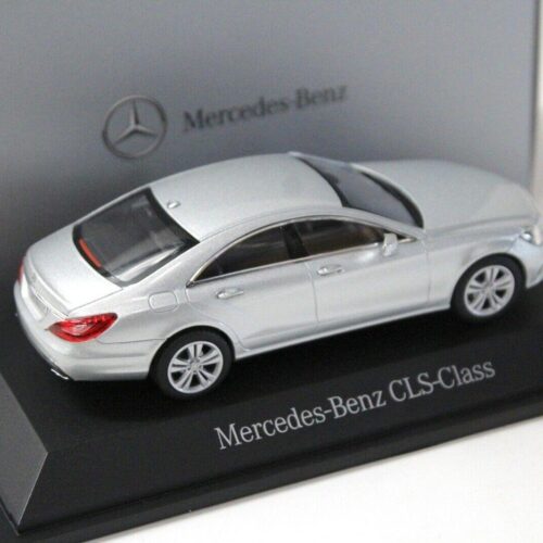 1:43 Norev Mercedes CLS-Klasse C218 Mopf silver DEALER VERSION