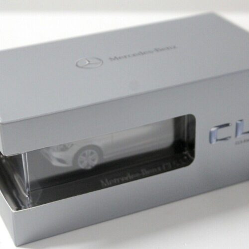 1:43 Norev Mercedes CLS-Klasse C218 Mopf silver DEALER VERSION