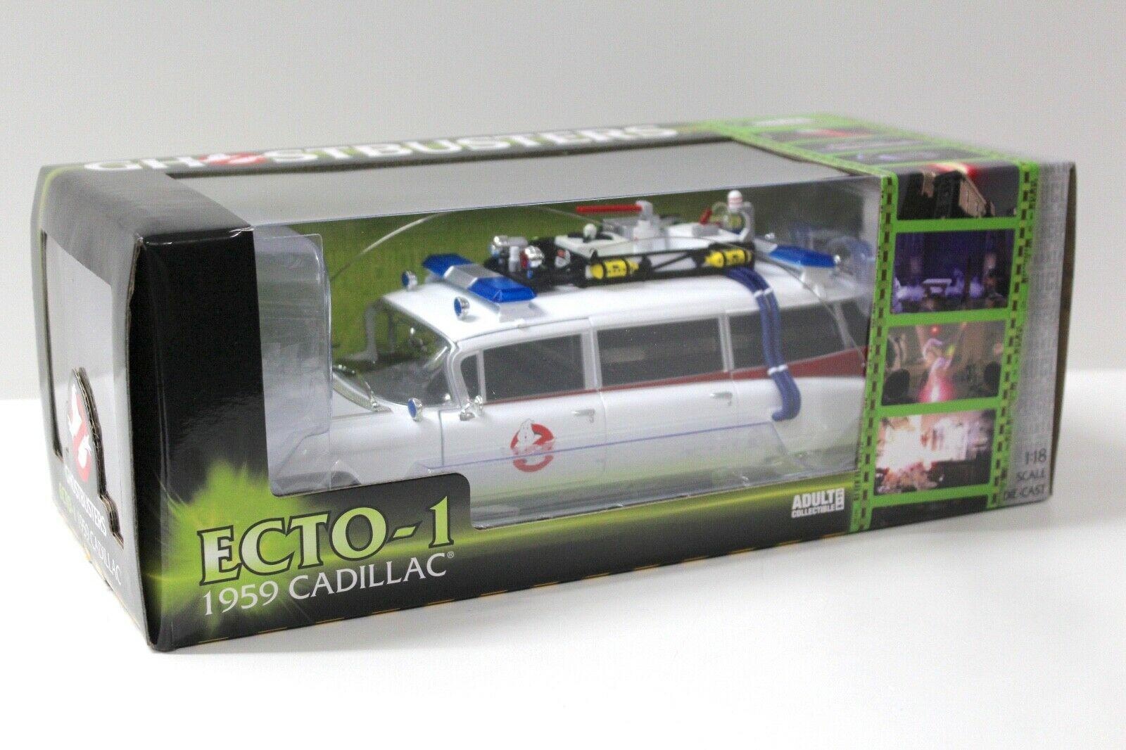 1:18 / 1:21 Auto World Cadillac Ghostbusters ECTO-1 white