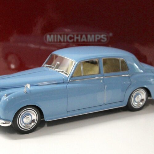 1:18 Minichamps Rolls Royce Silver Cloud II Limousine 1960 blue