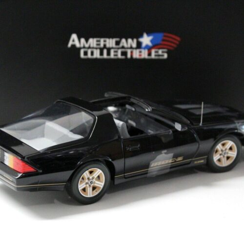 1:18 Sun Star 1985 Chevrolet Camaro IROC-Z black