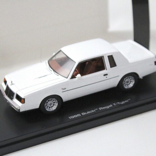 1:43 AUTO World 1986 Buick Regal T-Type white