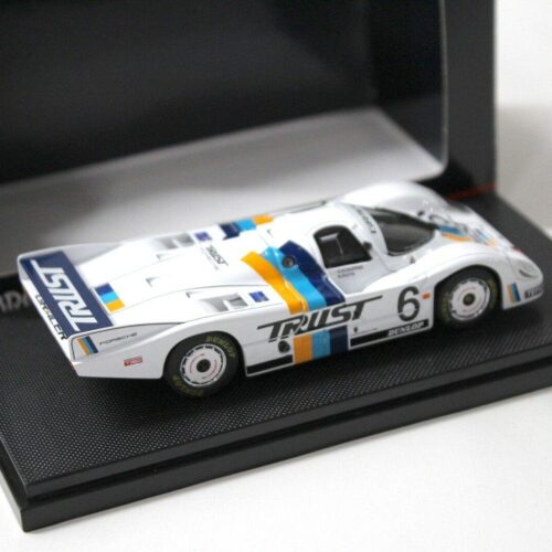1:43 EBBRO Trust Porsche 956 WEC Japan 1983 Schuppan #6 white - Image 2