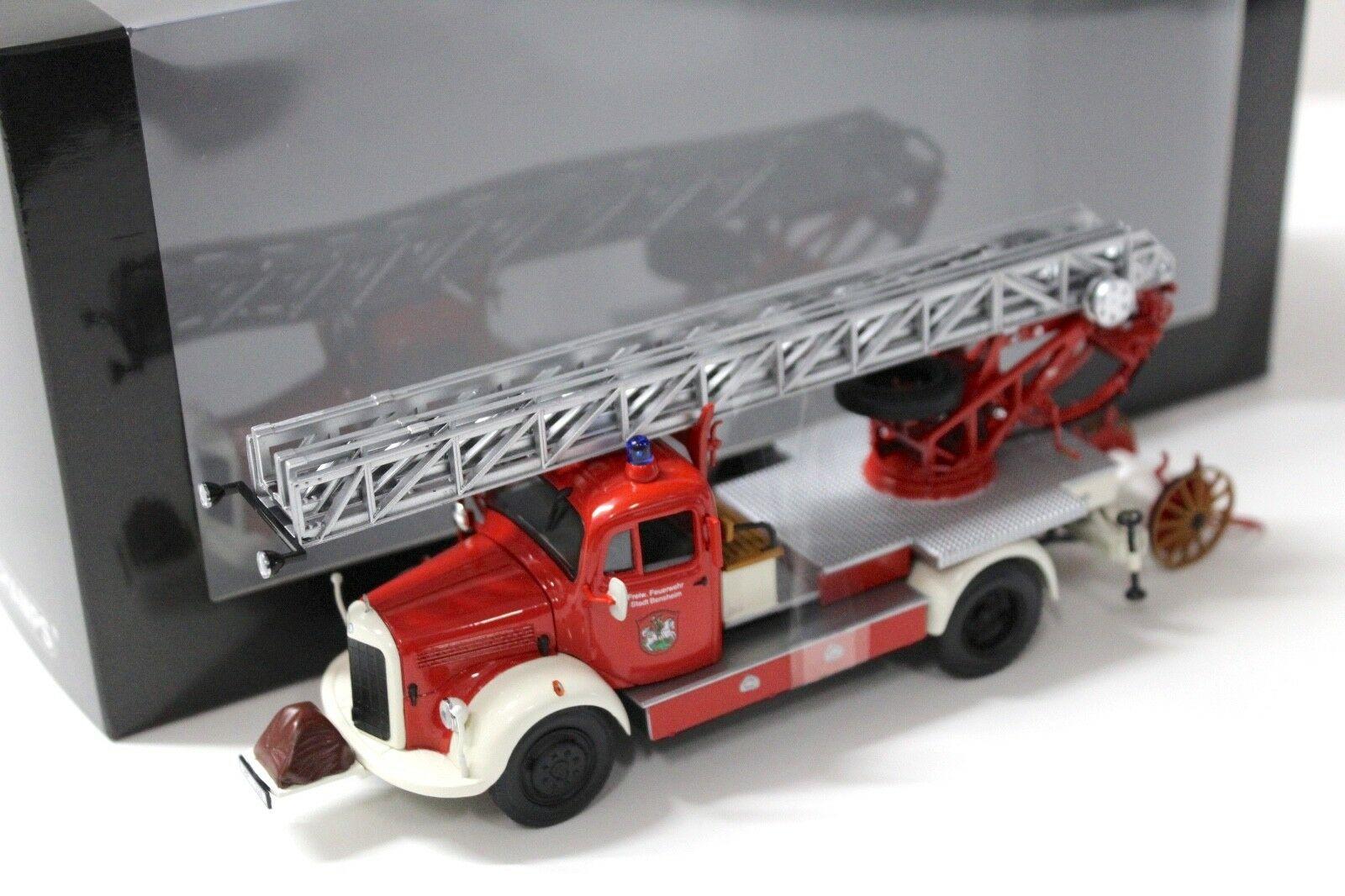 1:43 Minichamps Mercedes L3500 DL17 Feuerwehr 1950 red/ white