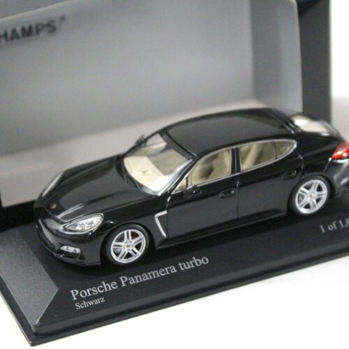 1:43 Minichamps Porsche Panamera Turbo black
