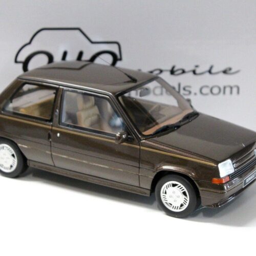 1:18 OTTO mobile OT764 Renault Super 5 Baccara brown