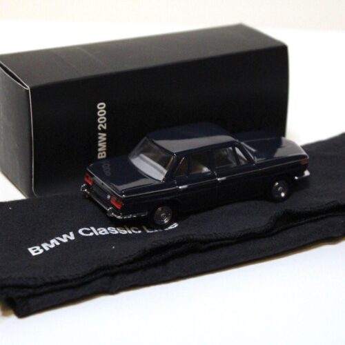 1:43 Schuco BMW 2000 dark blue *Classic-Line* DEALER VERSION