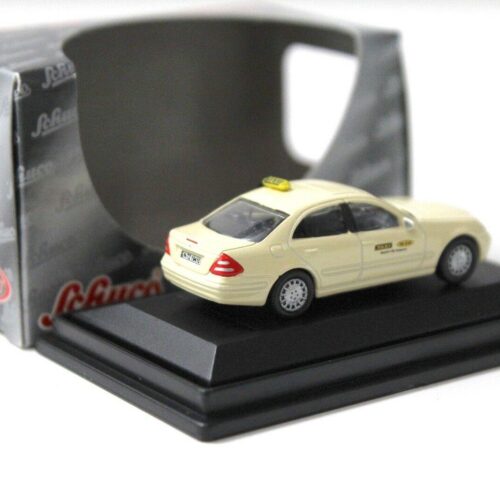 1:87 Schuco Mercedes E-Klasse Limousine TAXI beige