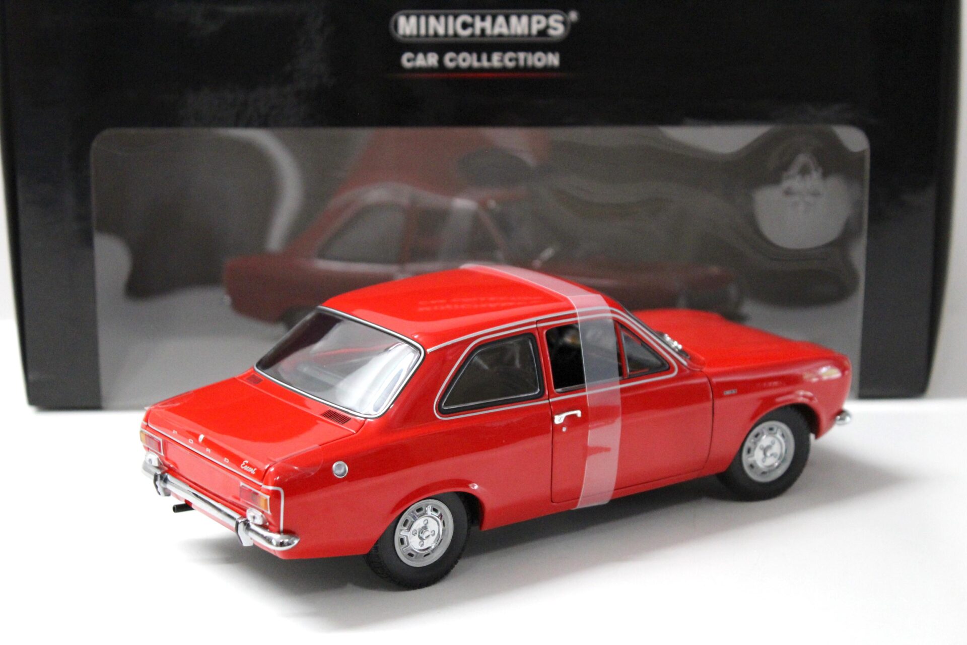 1:18 Minichamps Ford Escort I LHD red 1968