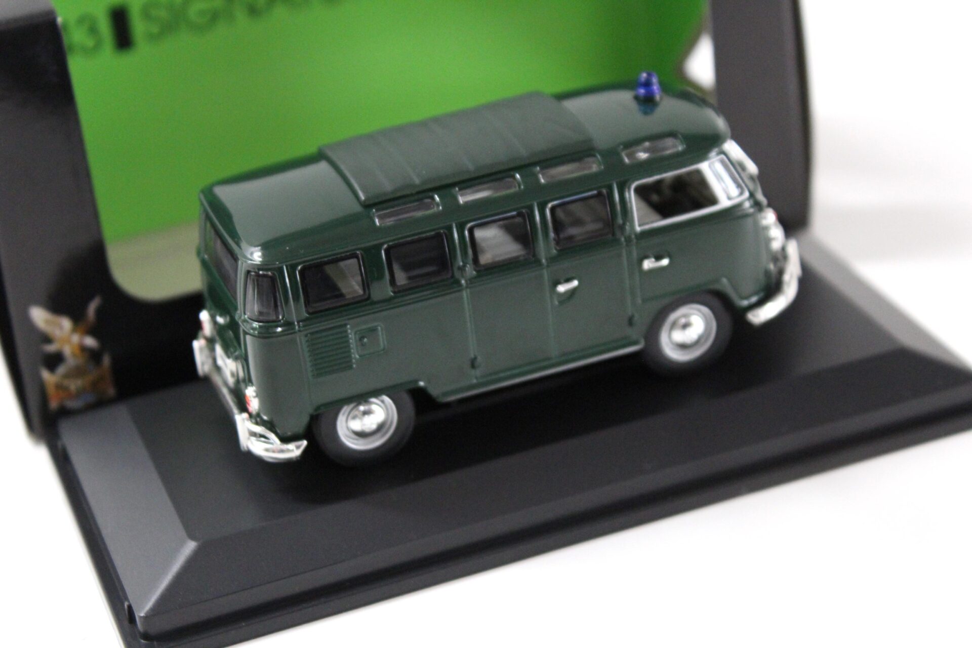 1:43 Road Signature 1962 VW Bus T1 Microbus POLIZEI green