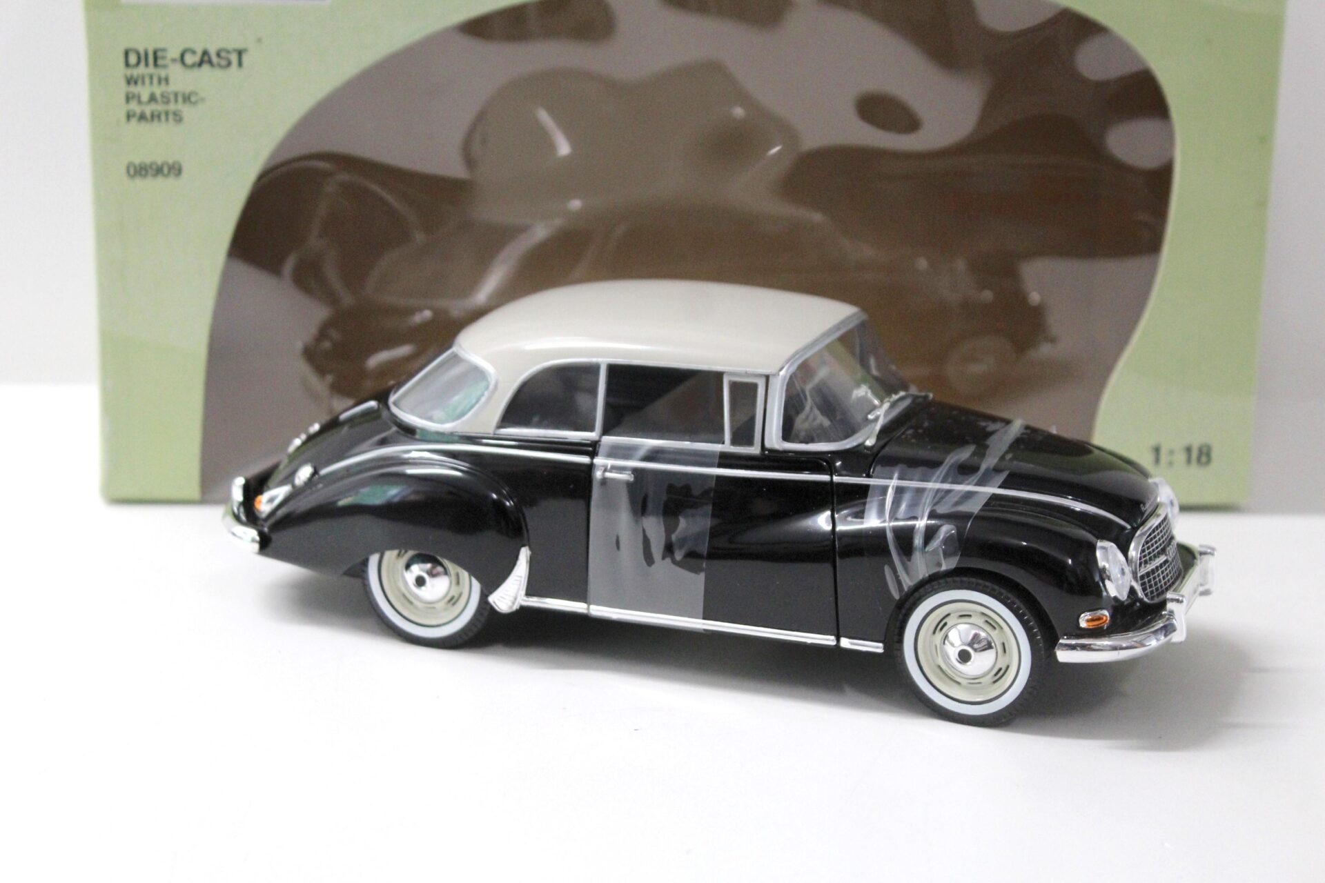 1:18 Revell Auto Union 1000S Coupe black/ grey roof