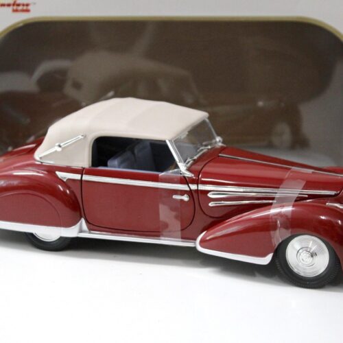 1:18 Signature Models 1947 Delahaye 135M dark red