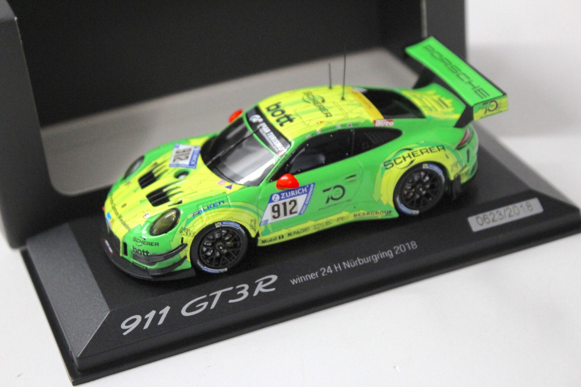 ID 43479 orig.jpg 1:43 Minichamps Porsche 911 GT3 R Manthey Racing #912 Winner 24h Nürburgring 2018 DEALER VERSION