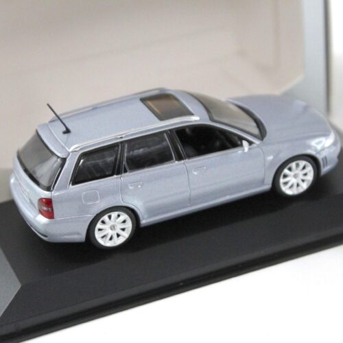 1:43 Minichamps Audi RS4 Avant B4 Avus silver DEALER