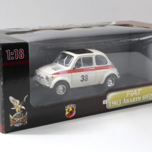 1:18 Road Signature Fiat 1963 Abarth 695SS white