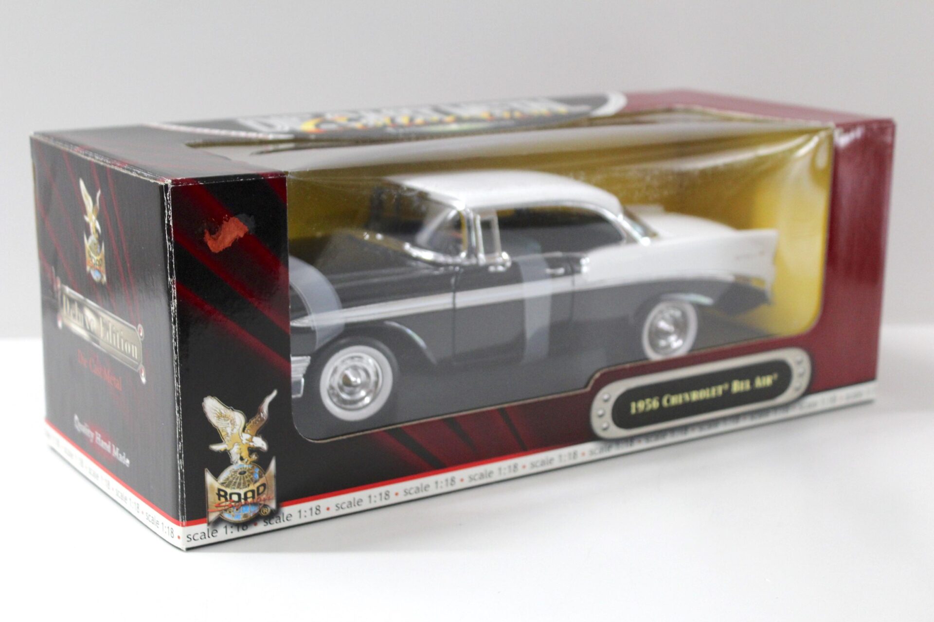 1:18 Road Signature 1956 Chevrolet Bel Air black/ white