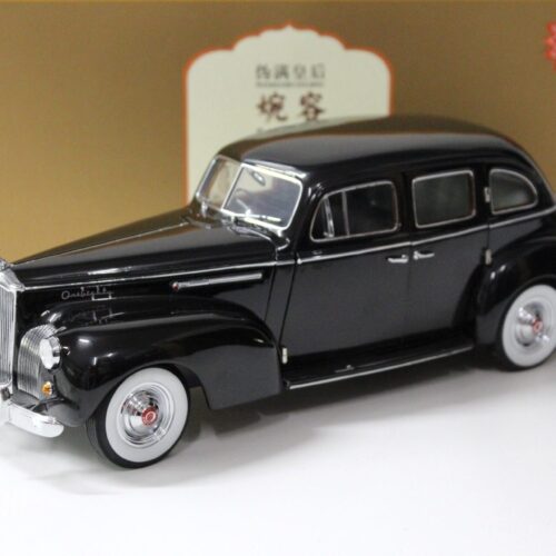 1:18 Signature Models The 1938 Packard Wan Jung black