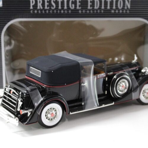 1:18 Anson 1934 Packard black