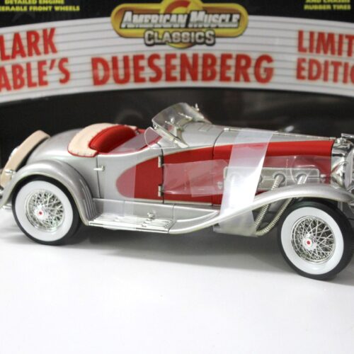 1:18 American Muscle ERTL Clark GableÂ´s 1935 Duesenberg silver/ red