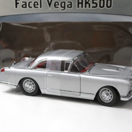 1:18 SunStar Facel Vega HK500 Coupe silver - Image 2