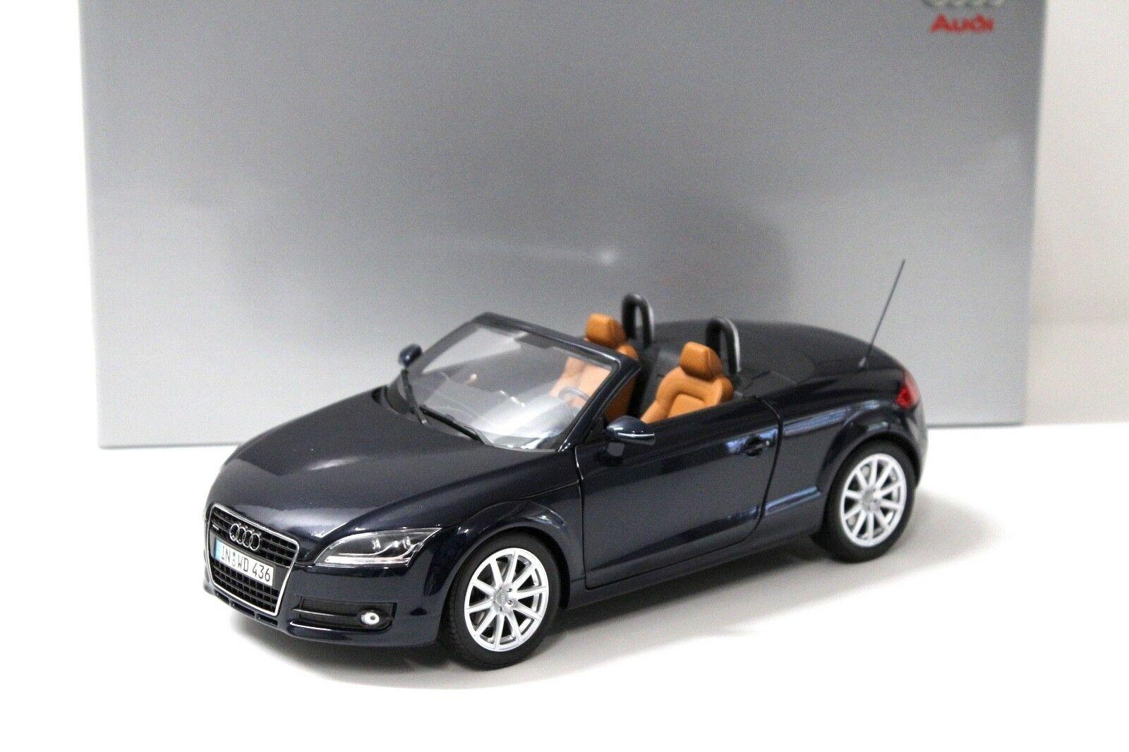 1:18 Minichamps Audi TT Roadster tiefsee blue DEALER VERSION