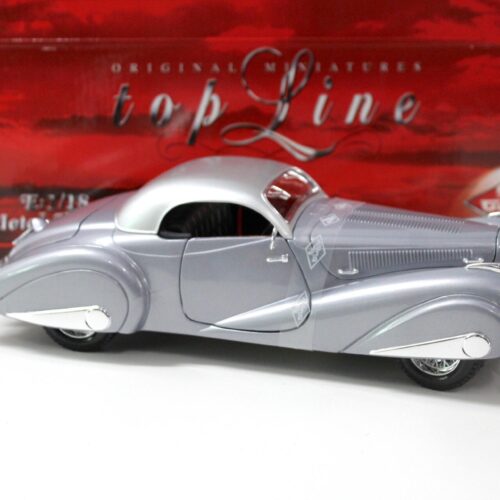 1:18 Guiloy Delahaye Coupe light blue/ silver roof