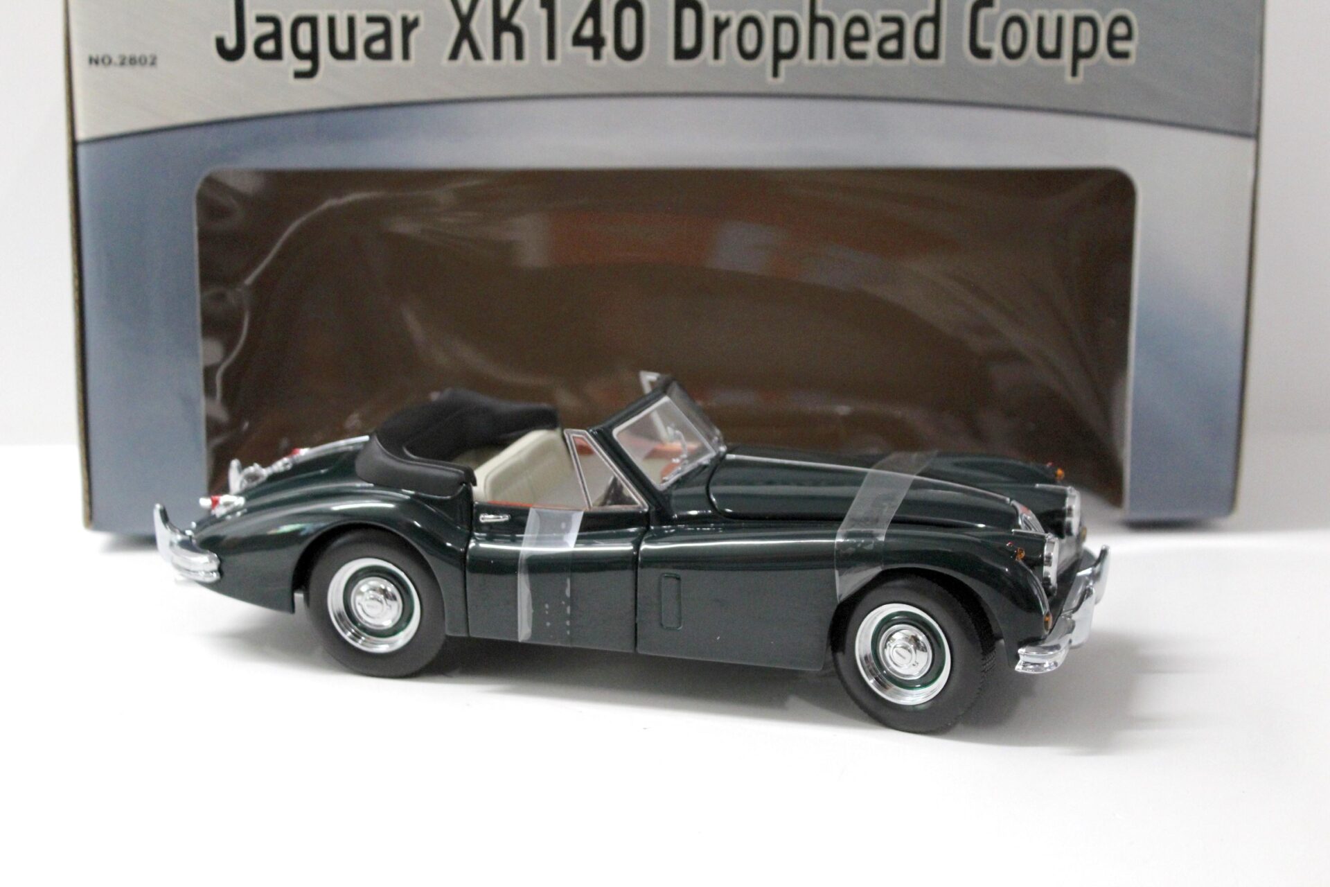 1:18 Sun Star Jaguar XK140 Drophead Coupe dark green