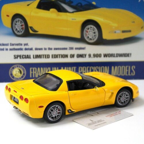 1:24 Franklin Mint Chevrolet Corvette Z06 Coupe yellow 2003 - Image 3
