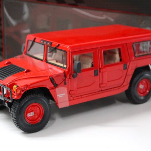 1:18 Maisto Hummer Humvee Station Wagon red