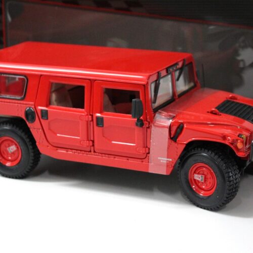 1:18 Maisto Hummer Humvee Station Wagon red
