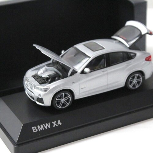 1:43 Herpa BMW X4 (F26) silver DEALER VERSION