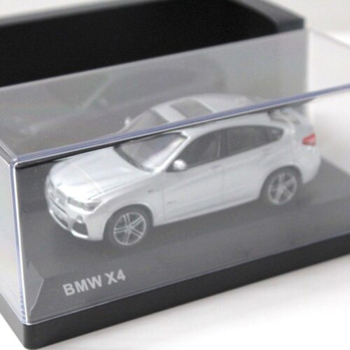 1:43 Herpa BMW X4 (F26) silver DEALER VERSION