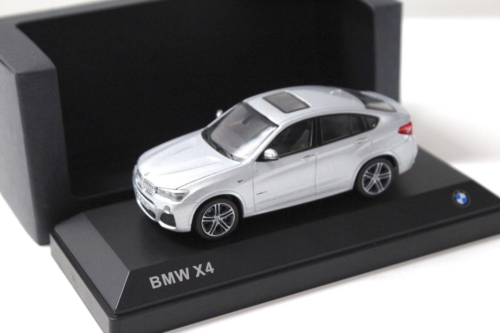 1:43 Herpa BMW X4 (F26) silver DEALER VERSION
