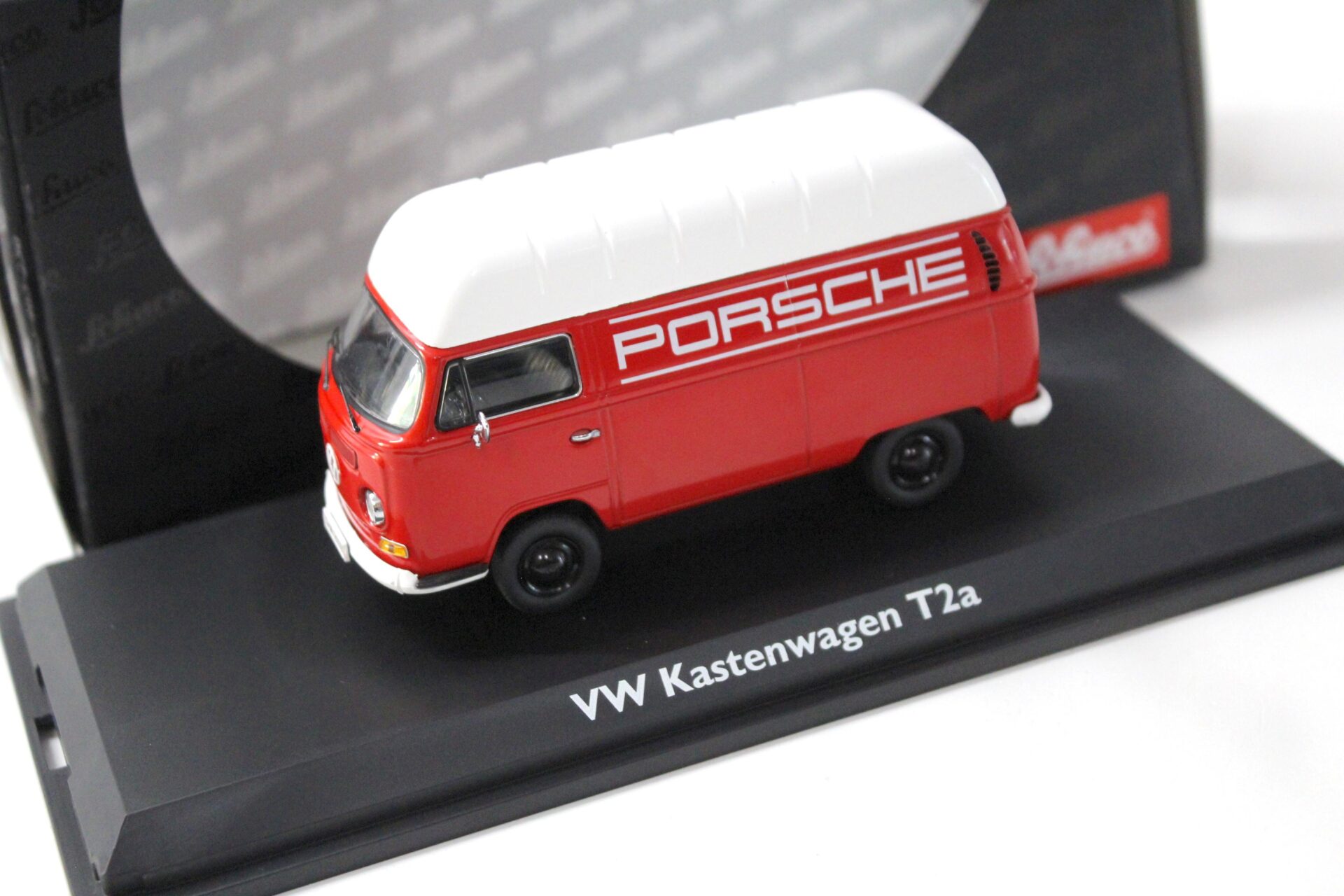 ID 44786 orig.jpg 1:43 Schuco VW Kastenwagen T2a Hochdach PORSCHE red