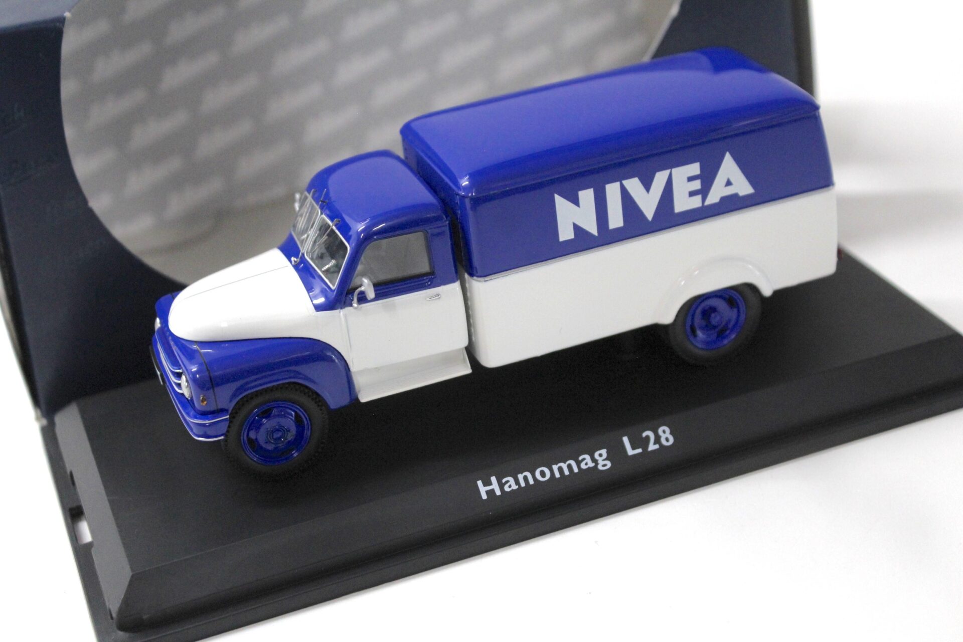 1:43 Schuco Hanomag L28 Koffer-Kasten LKW NIVEA blue/ white
