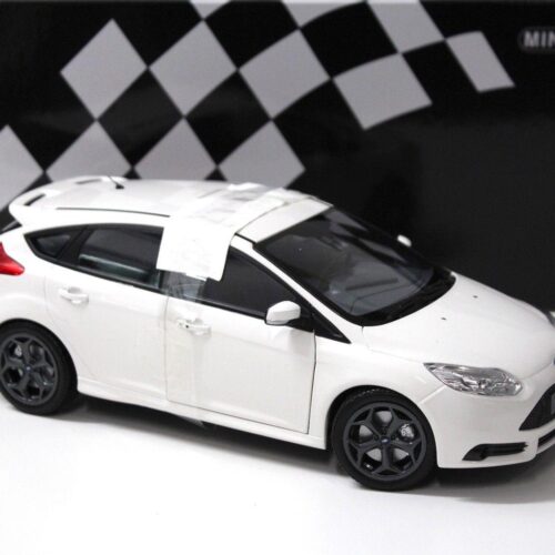 1:18 Minichamps Ford Focus ST 2011 white