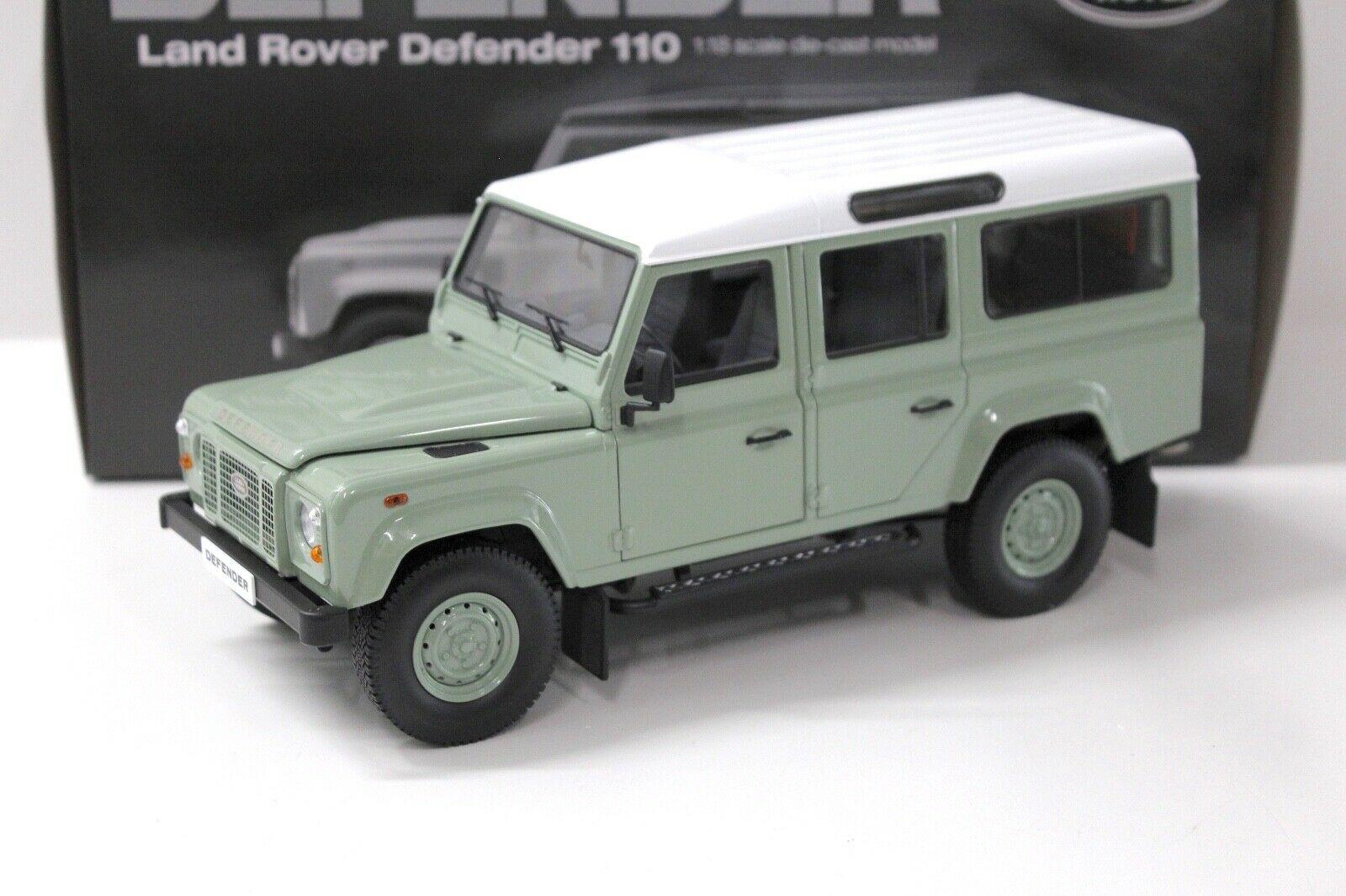 ID 44951 orig.jpg 1:18 Dorlop Century Land Rover Defender 110 LHD green